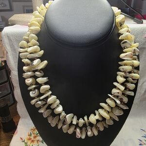 Vintage Mother of Pearl (MOP) chip necklace. 